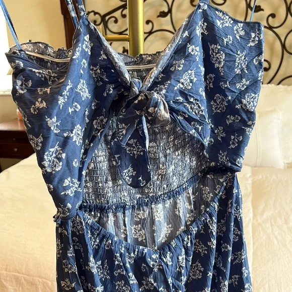 Floral Sleeveless Mini Dress - Picture 7 of 9